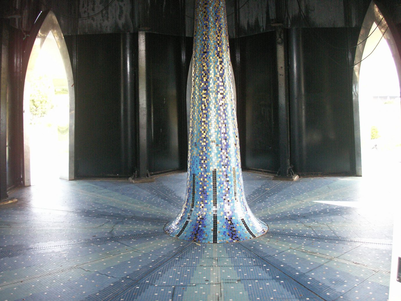 甦れパラダイスの塔